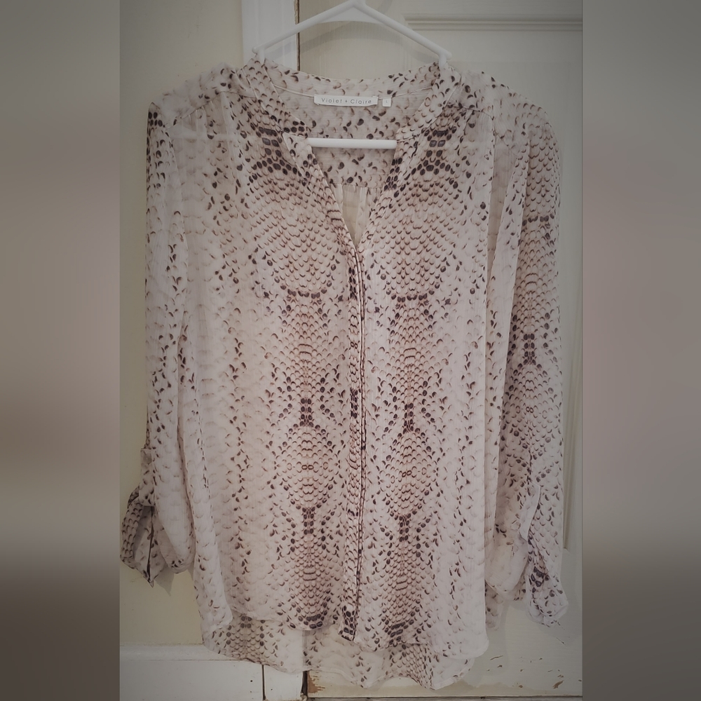 color print cream long sleeve size L